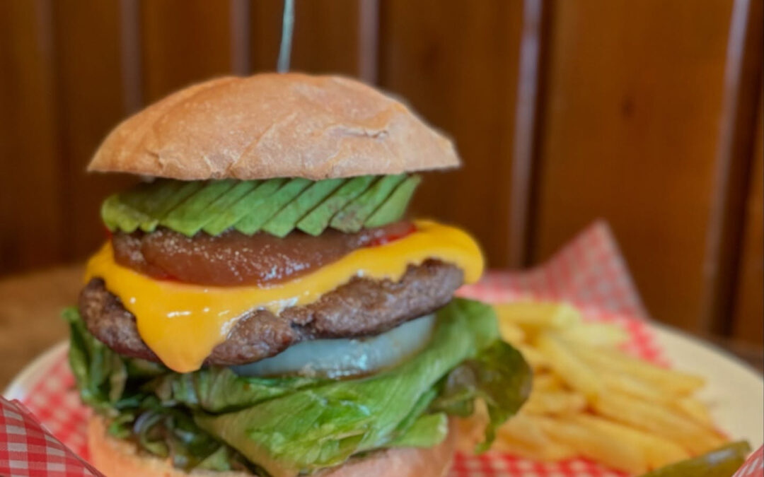 本日もオープン前よりお待ちいただきありがとうございます